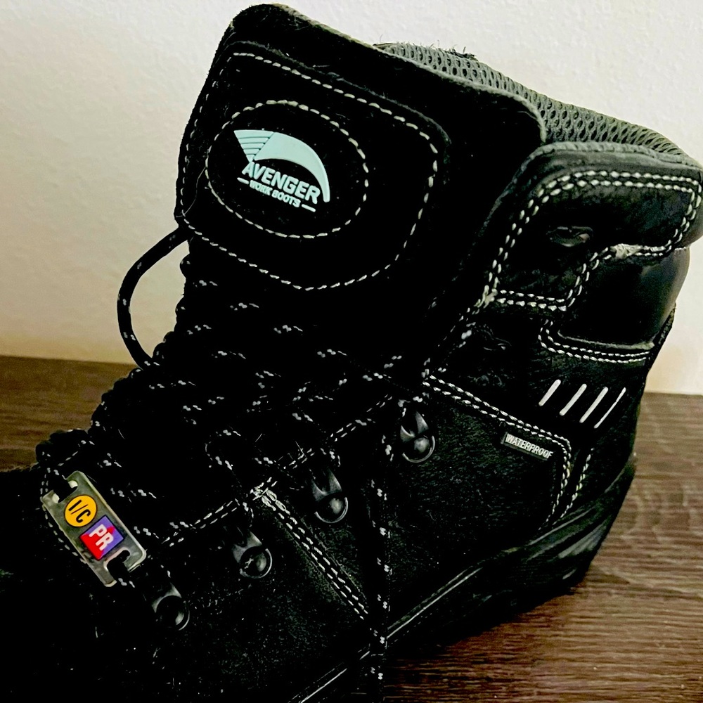 Avenger safety boots WOMAN